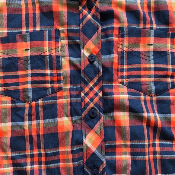 The North Face Plaid Long Sleeve Button Down - Picture 8 of 10